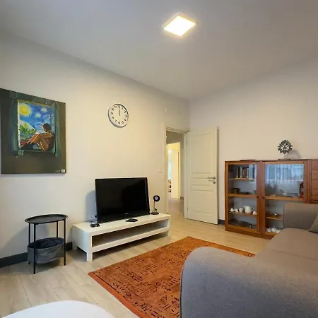Cosy & Stylish 2 Bedroom Flat In Vibrant Kadikoey * איסטמבול