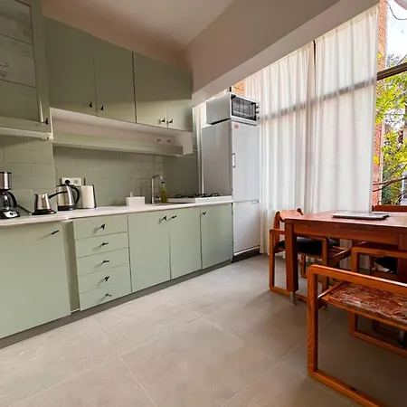 דירה Cosy & Stylish 2 Bedroom Flat In Vibrant Kadikoey איסטמבול
