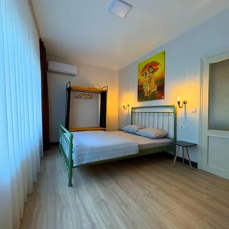 Cosy & Stylish 2 Bedroom Flat In Vibrant Kadikoey * Istanbul